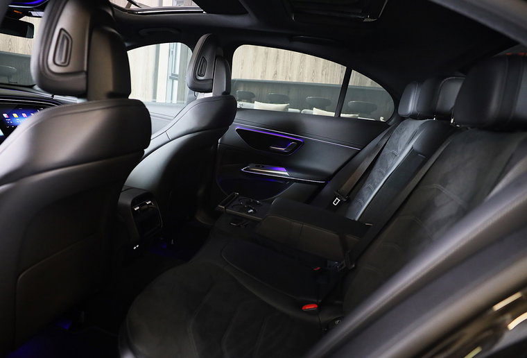 Vehicle Image 30