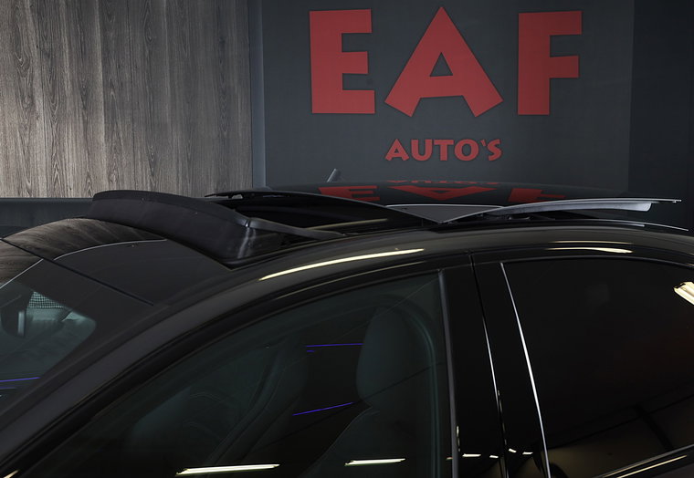 Vehicle Image 42
