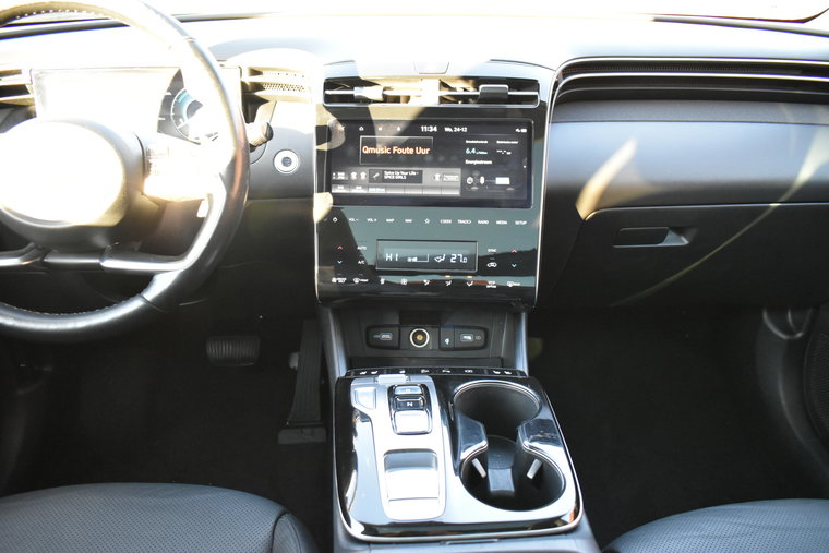 Vehicle Image 13