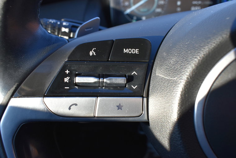 Vehicle Image 36