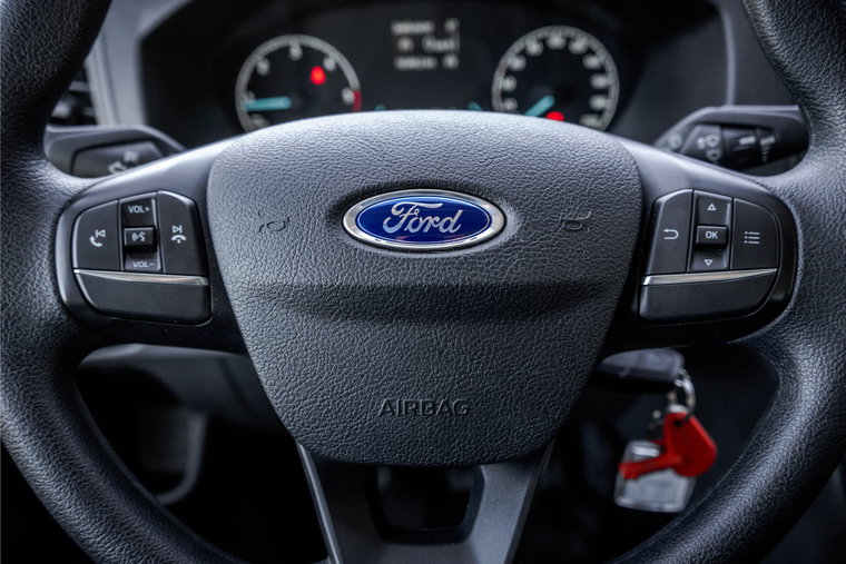 Vehicle Image 12