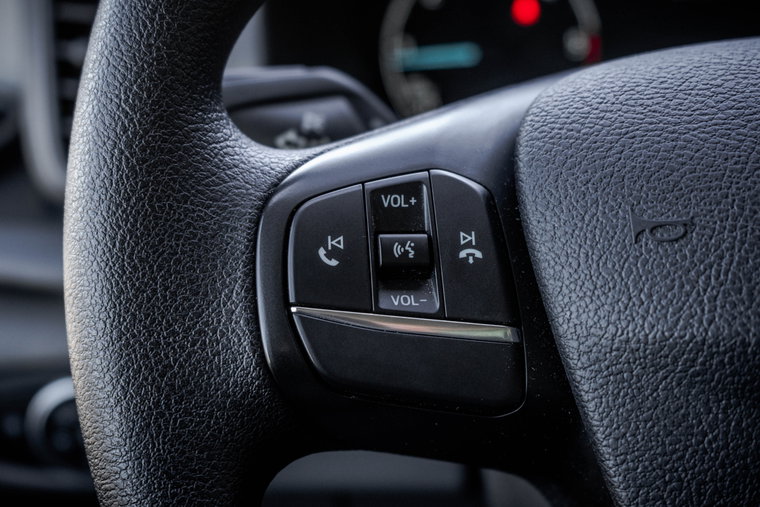 Vehicle Image 13