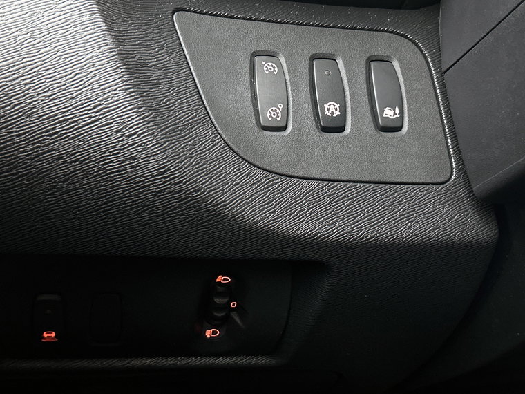 Vehicle Image 26
