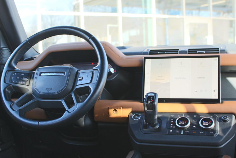 Vehicle Image 14