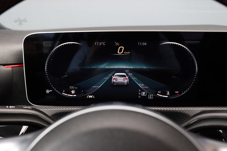 Vehicle Image 30