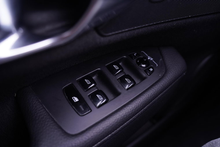 Vehicle Image 37