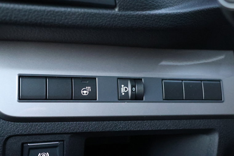Vehicle Image 22