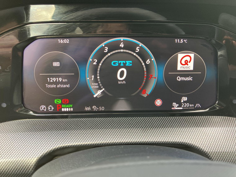 Vehicle Image 16