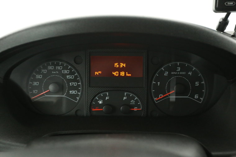 Vehicle Image 13