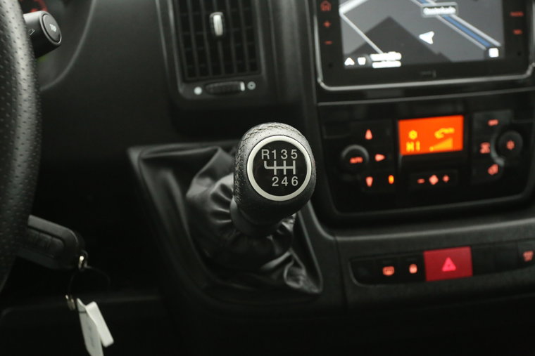 Vehicle Image 23