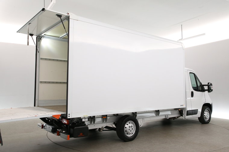 Vehicle Image 27