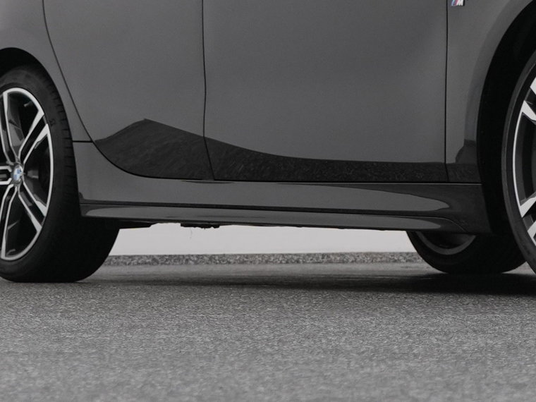 Vehicle Image 38