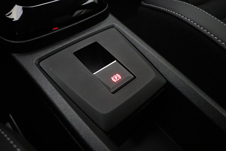 Vehicle Image 26