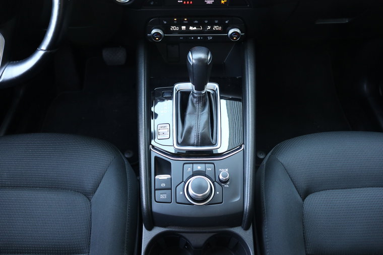 Vehicle Image 21