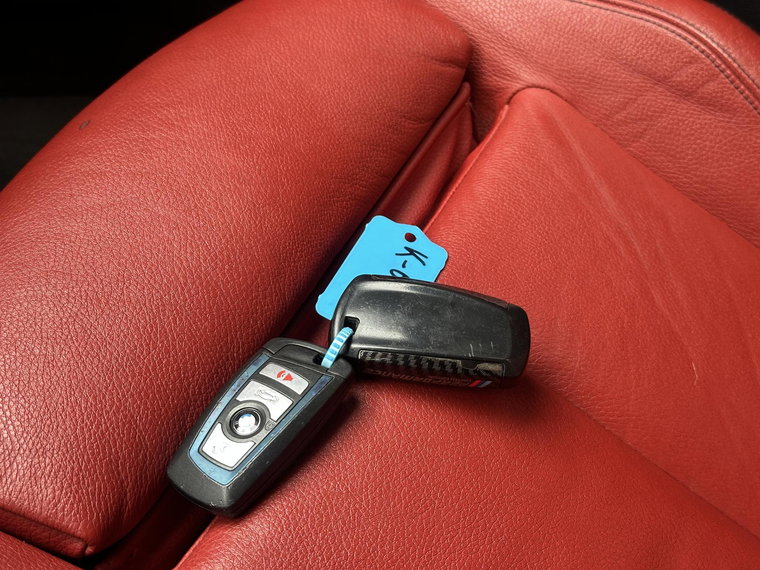 Vehicle Image 23