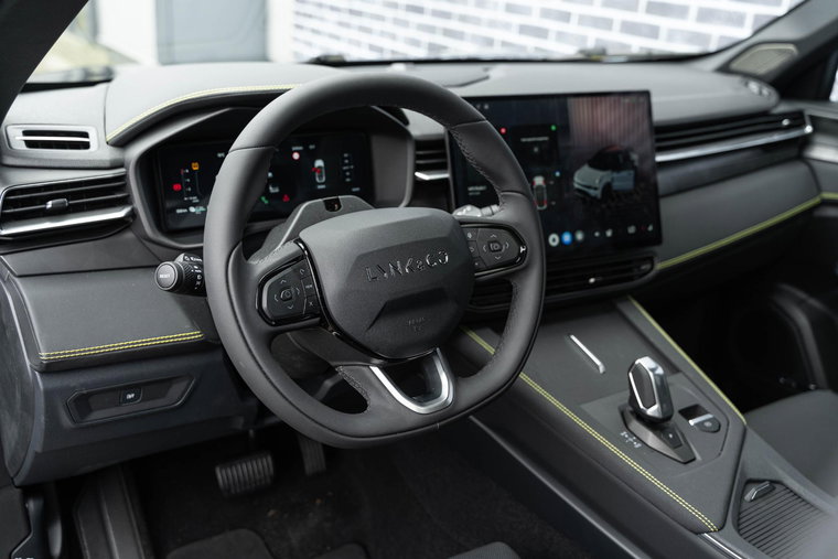 Vehicle Image 28