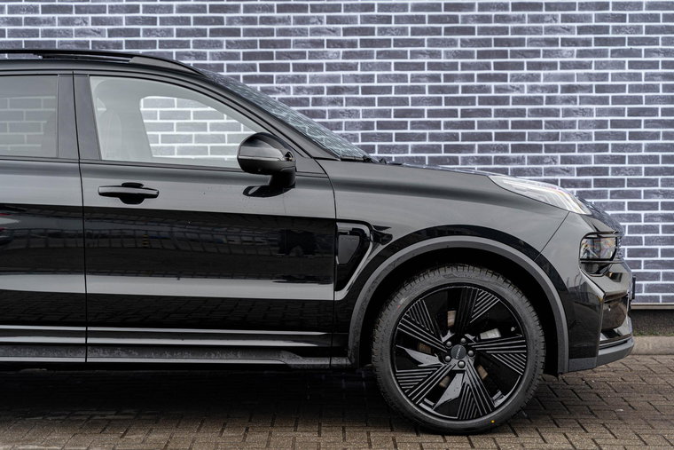 Vehicle Image 30