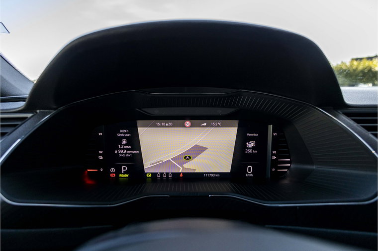 Vehicle Image 8