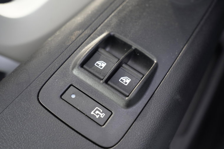 Vehicle Image 35