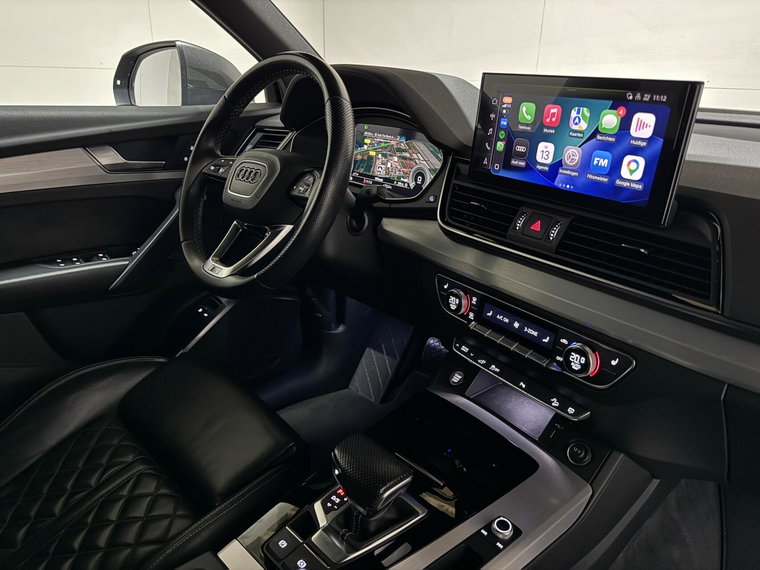 Vehicle Image 21
