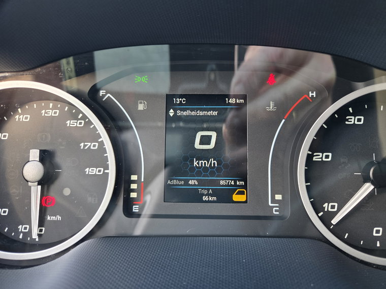 Vehicle Image 17