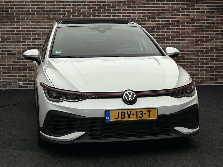 Vehicle Image 29