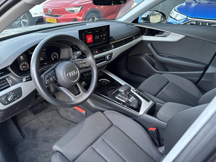 Vehicle Image 19