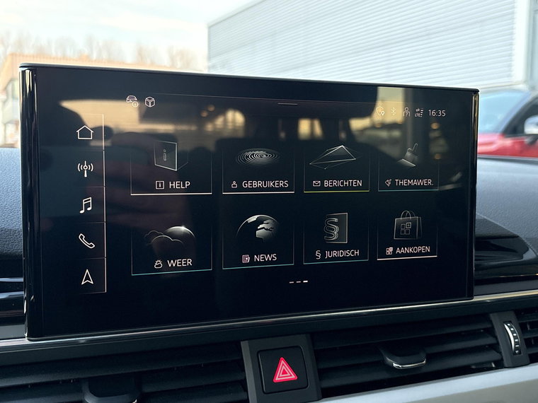 Vehicle Image 36