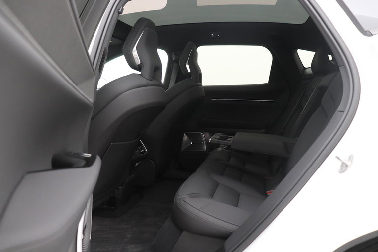 Vehicle Image 39