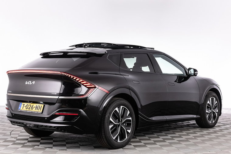Vehicle Image 40