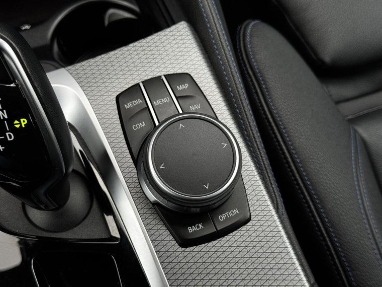 Vehicle Image 37