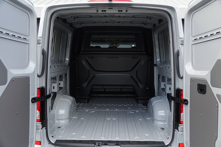 Vehicle Image 21