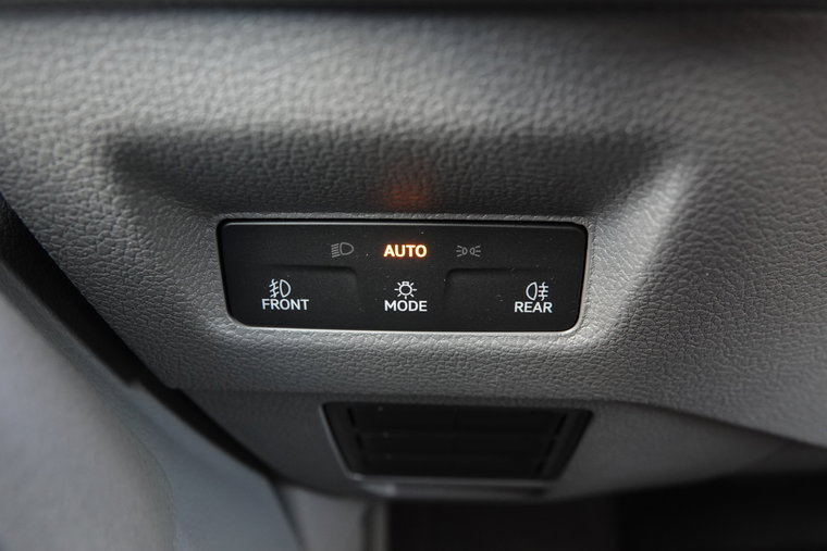 Vehicle Image 30