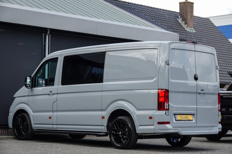 Vehicle Image 42