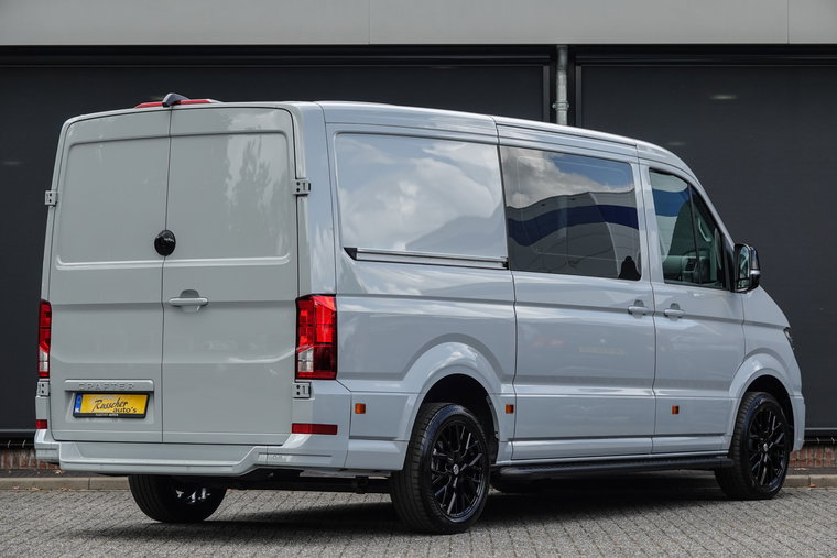 Vehicle Image 43