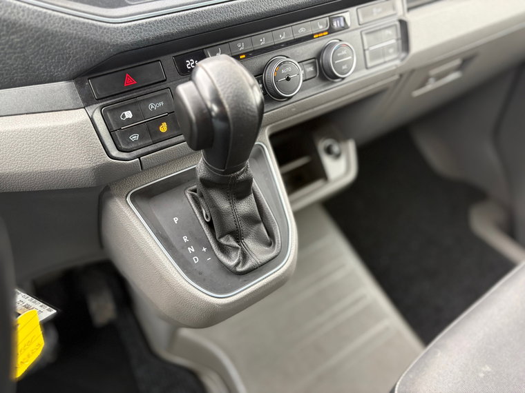 Vehicle Image 26