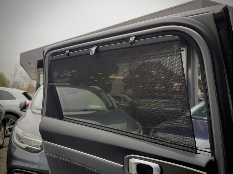 Vehicle Image 38
