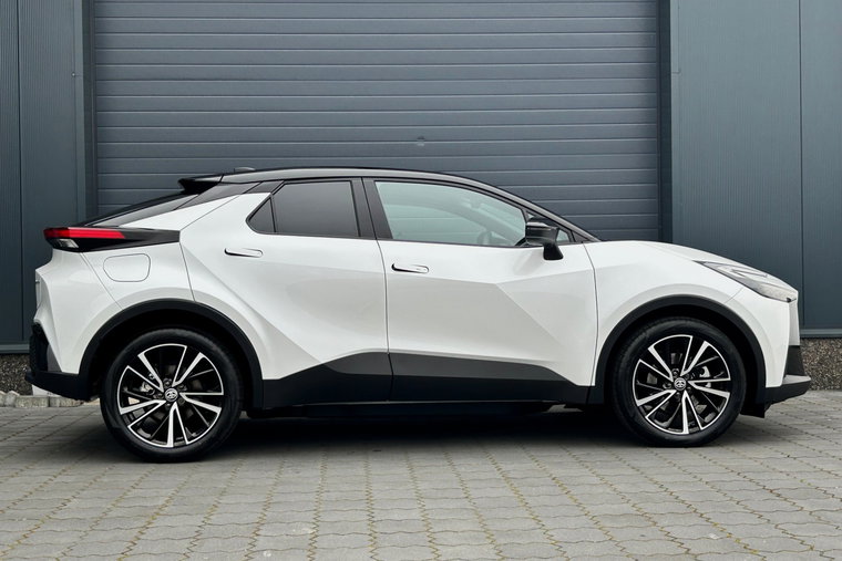 Vehicle Image 35