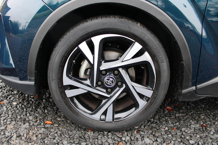 Vehicle Image 30