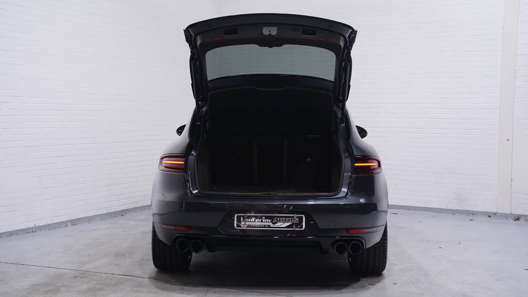 Vehicle Image 50