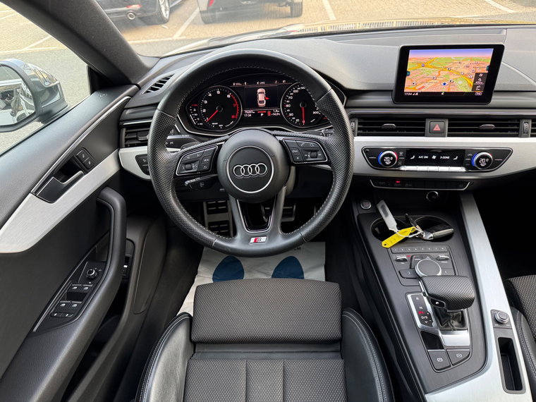 Vehicle Image 36