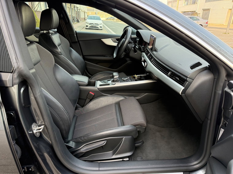 Vehicle Image 38
