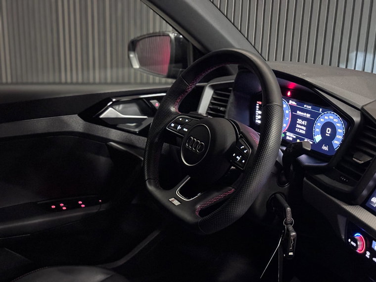 Vehicle Image 39