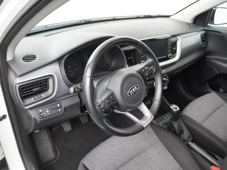 Vehicle Image 17