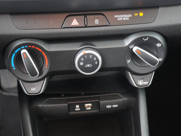 Vehicle Image 28