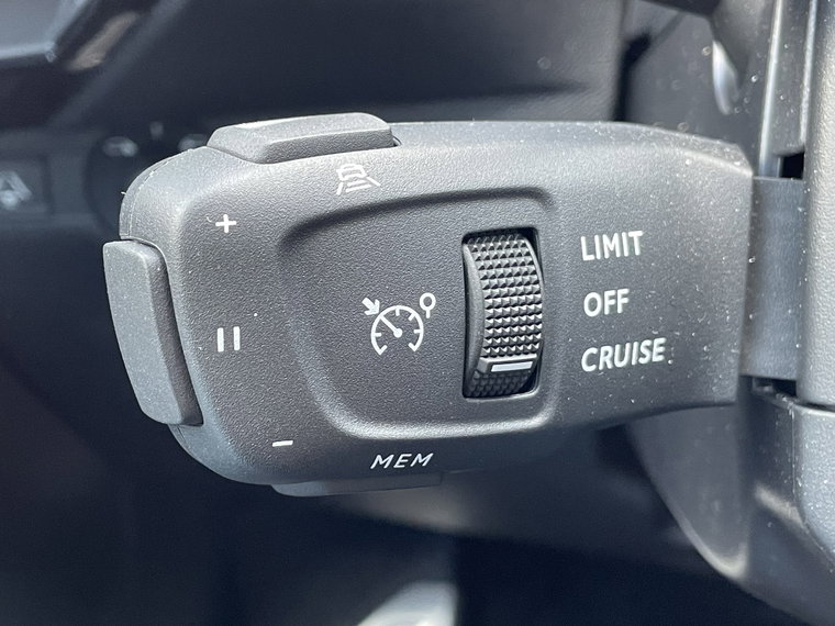 Vehicle Image 29