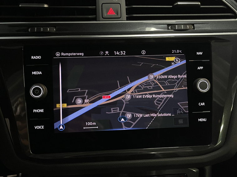 Vehicle Image 21
