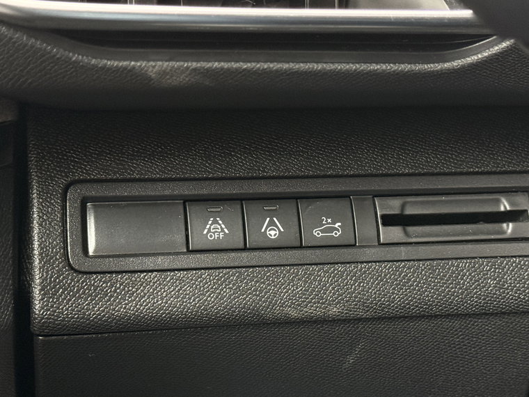 Vehicle Image 43