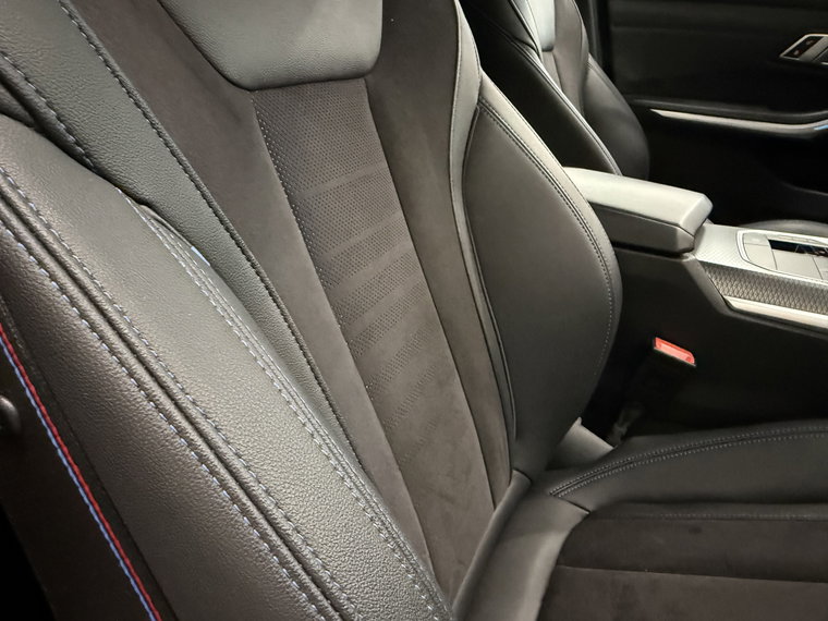 Vehicle Image 45