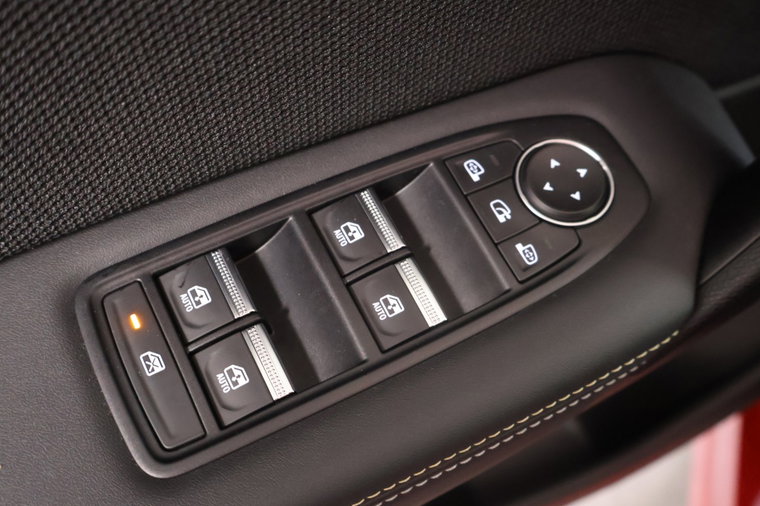 Vehicle Image 26